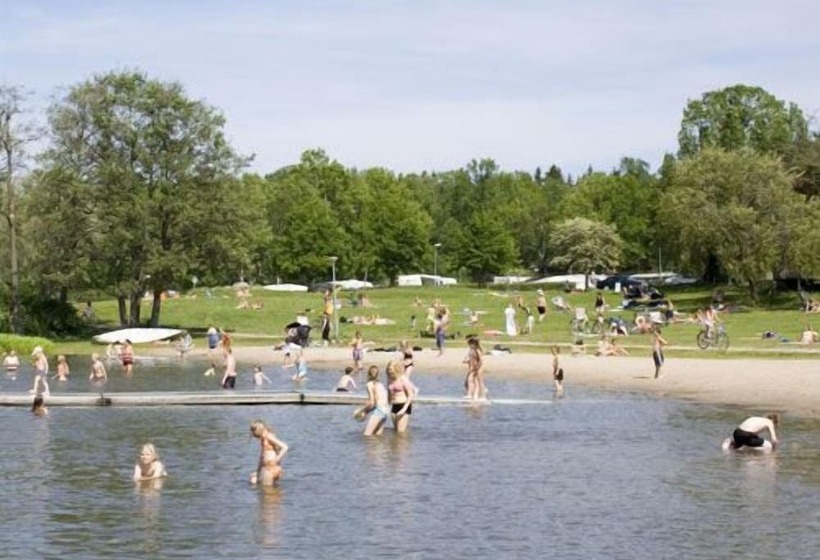 בית מלון כפרי Vilsta Camping And Cottages