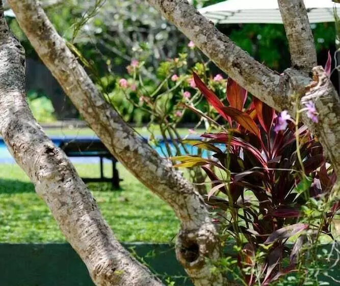 Hotel Warahena Walauwa