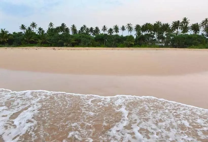 Hotel Warahena Walauwa