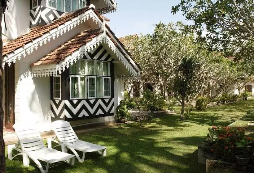 Hotel Warahena Walauwa