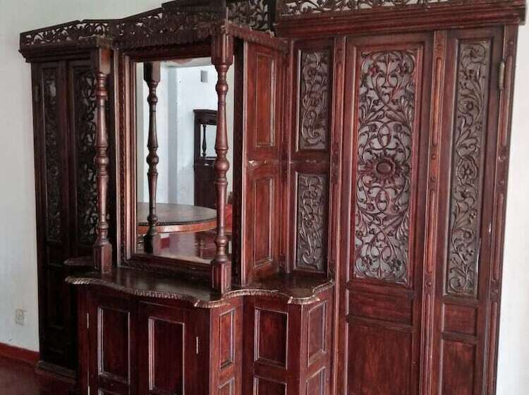 Отель Warahena Walauwa