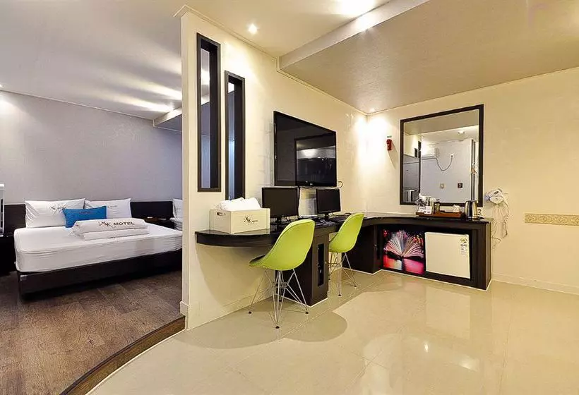 مُتل Beach Stay