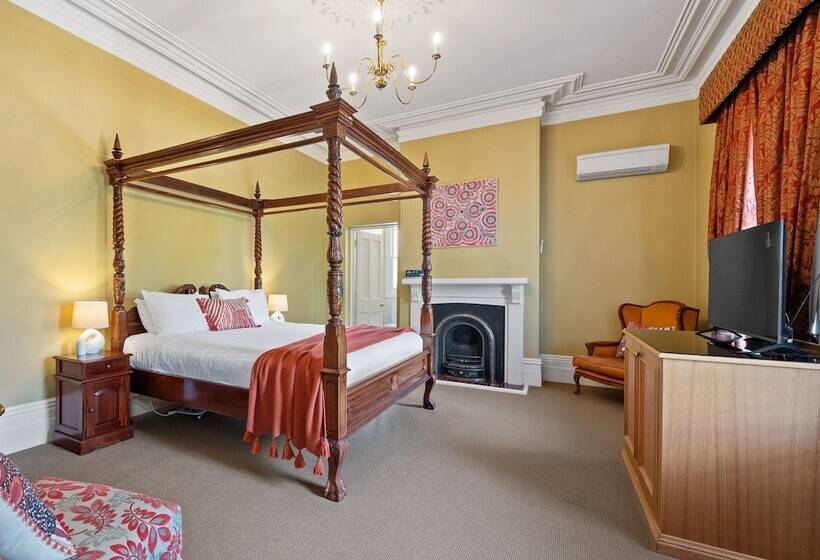 بنسيون Clydesdale Manor