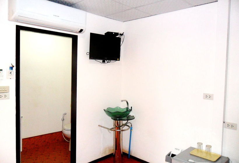 Pensão Phu Lanta Life