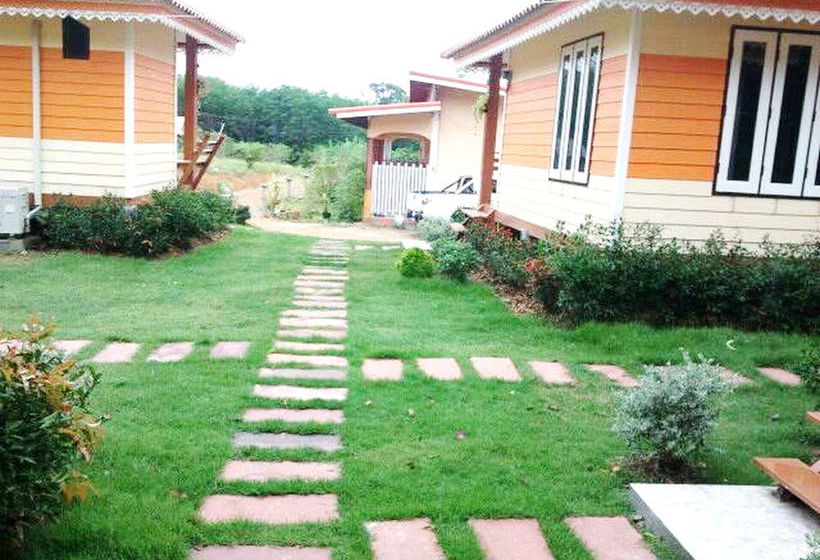 Pensão Phu Lanta Life