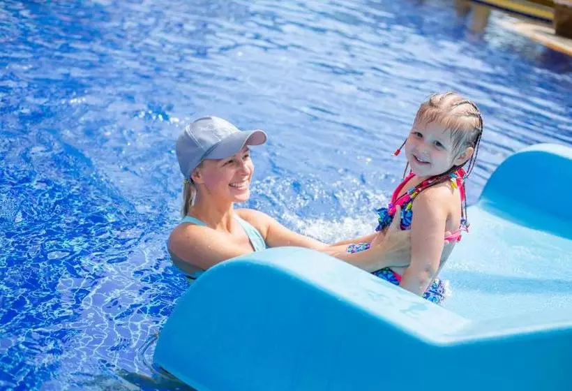 منتجع Woovo Phuket Kata