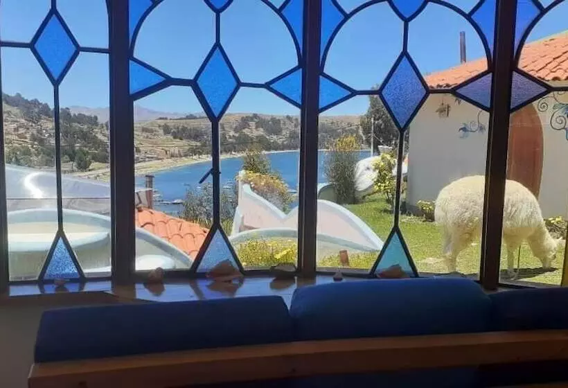 هاستل La Cúpula