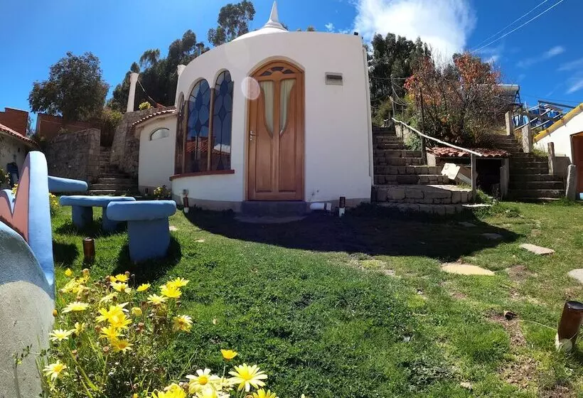هاستل La Cúpula