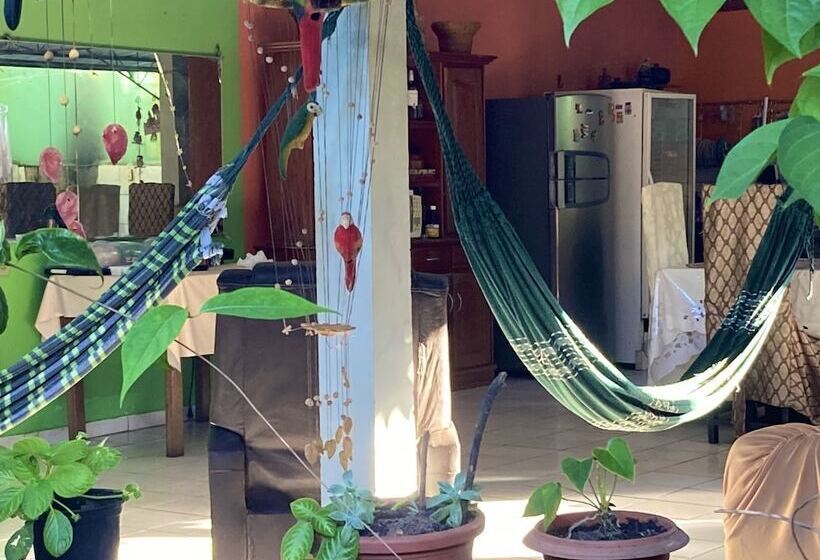 تختخواب و صبحانه Pousada Nossa Casa Cama & Café