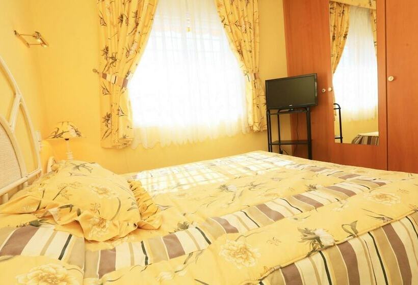 Casa Adosada Para 6 Personas En Cambrils