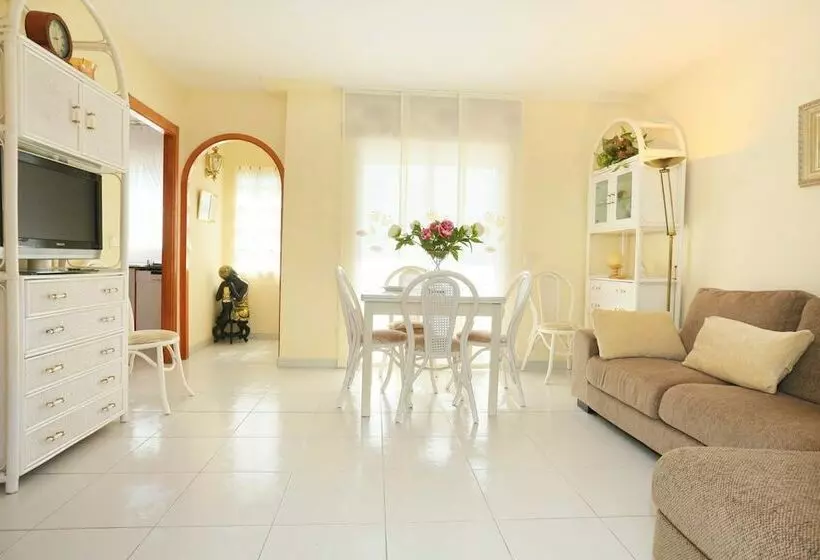 Casa Adosada Para 6 Personas En Cambrils