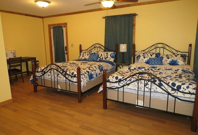 Equestrian House Andalusian Suite