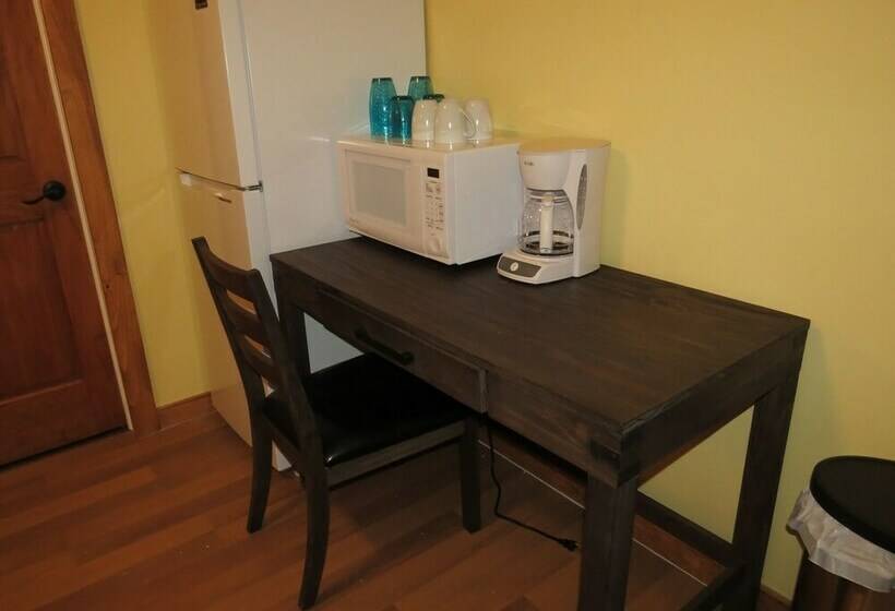 Equestrian House Andalusian Suite