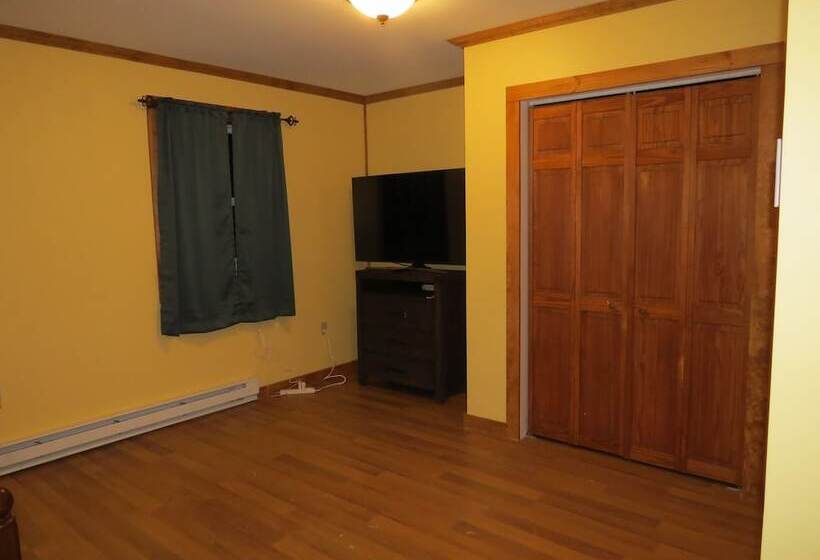 Equestrian House Andalusian Suite