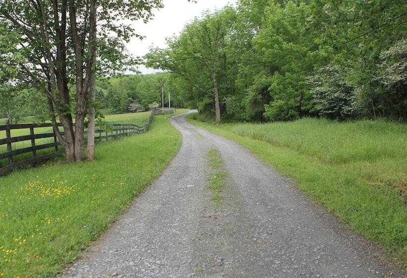 Equestrian House Andalusian Suite