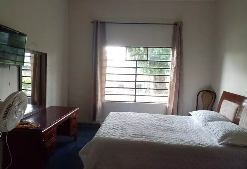 Finca Hotel El Meson