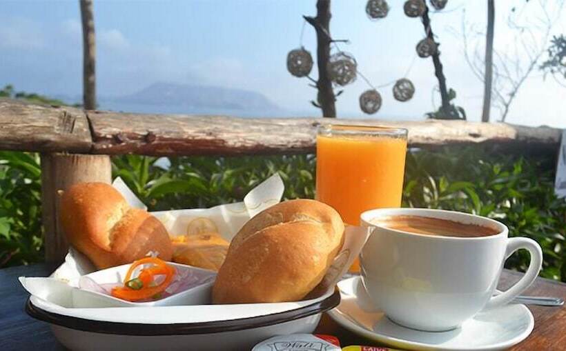 Hospedaje La Carachama   Hostel