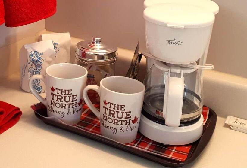 ホテル Bear Tracks Inn