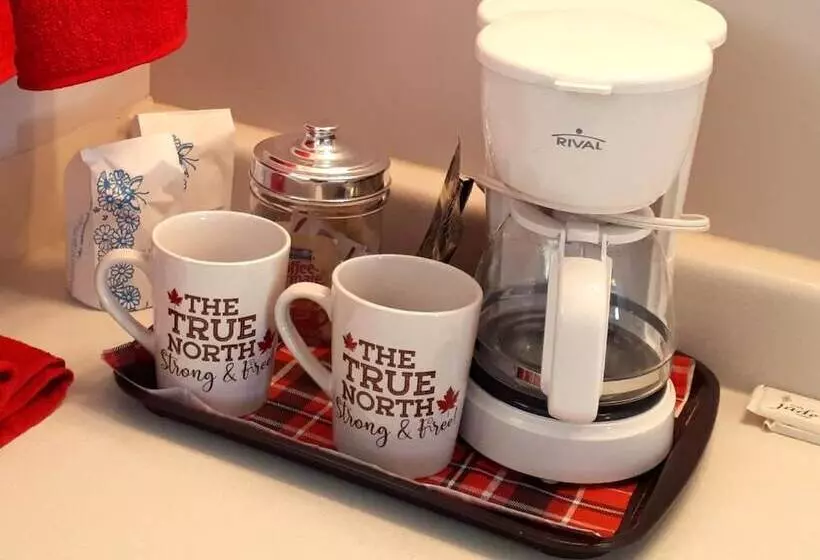 Hotelli Bear Tracks Inn