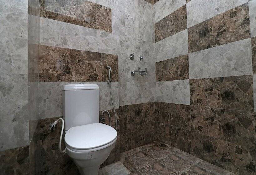 Hotel Capital O 30857 The Kd Resort