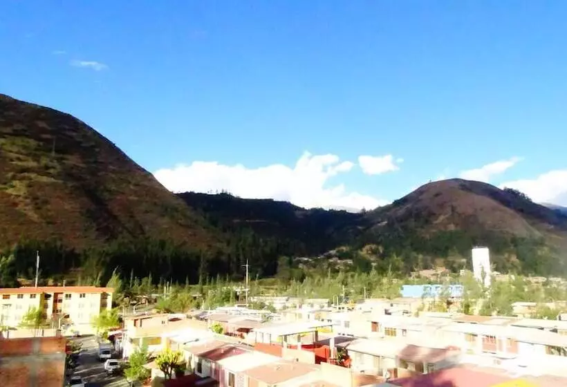 ホテル Departamentos Bellavista Deluxe  Huaraz