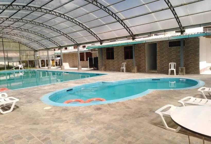 ホテル Departamentos Bellavista Deluxe  Huaraz