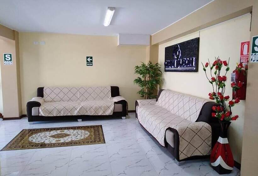 هتل Hospedaje Gran Leon