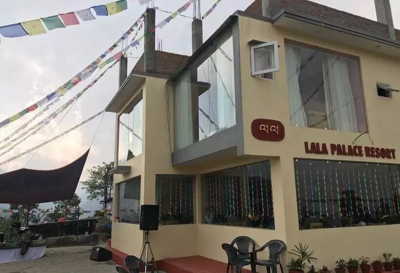 هتل Lala Palace Resort