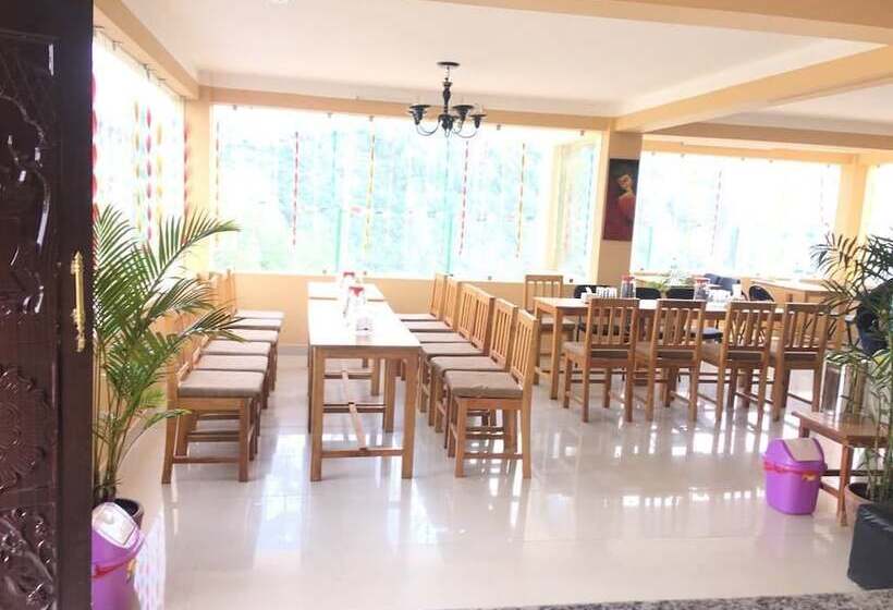 هتل Lala Palace Resort