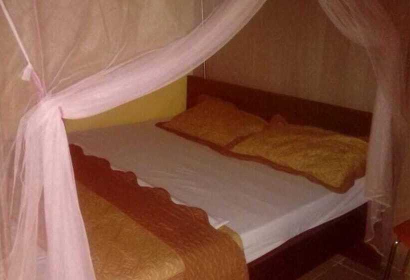 호텔 Leisure Village