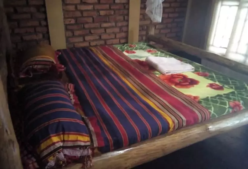 هتل Marianah Tourist