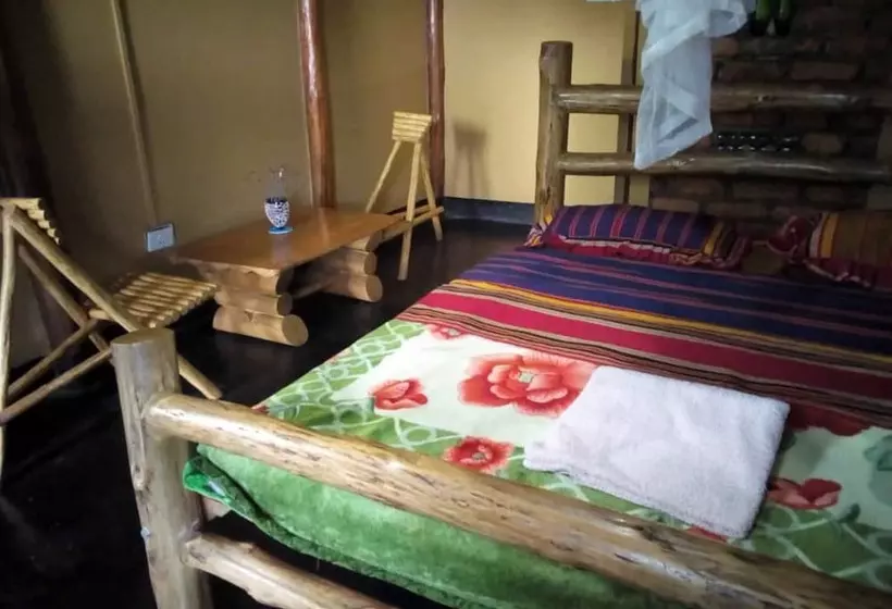 هتل Marianah Tourist