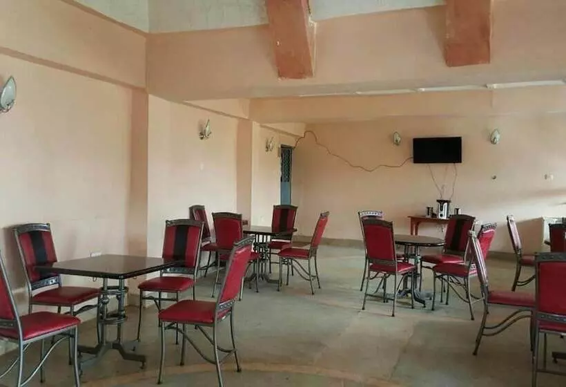 هتل Sultan Hamud Pyramids Resort