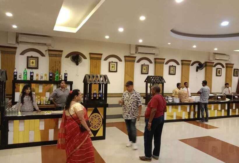 Отель Vishal Plaza