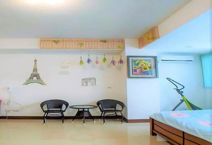 Lohas Artist B&b