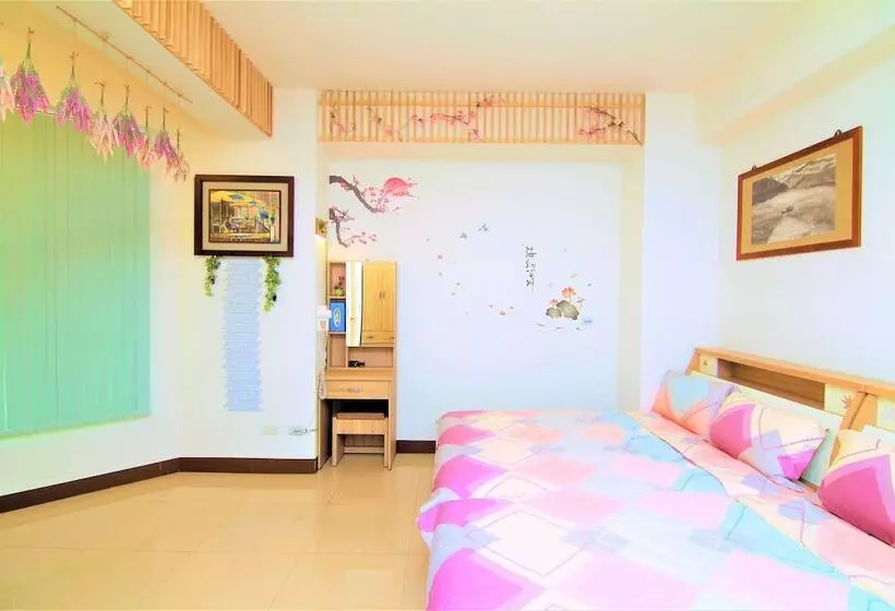 Lohas Artist B&b
