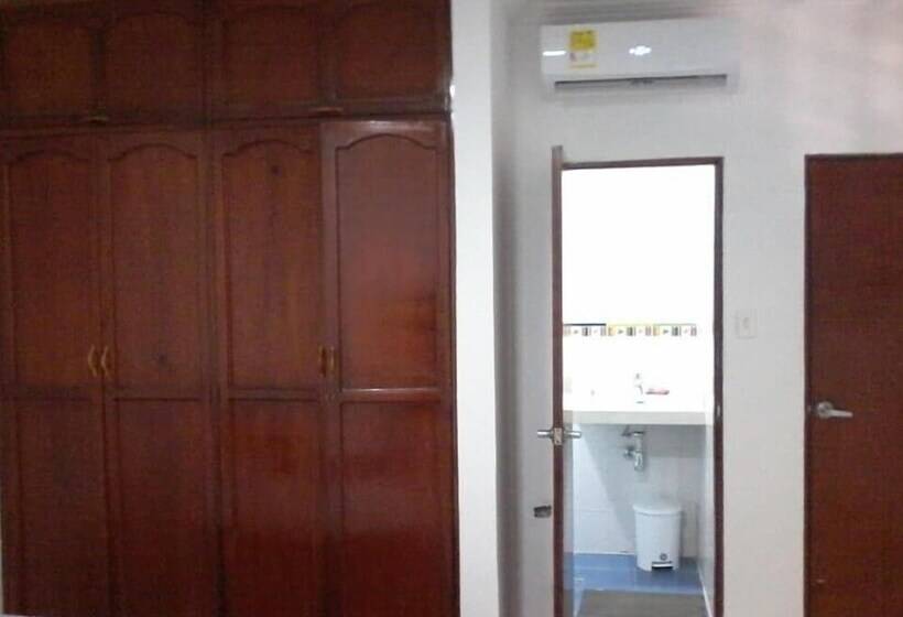 ペンション Casa Hostal Bahia