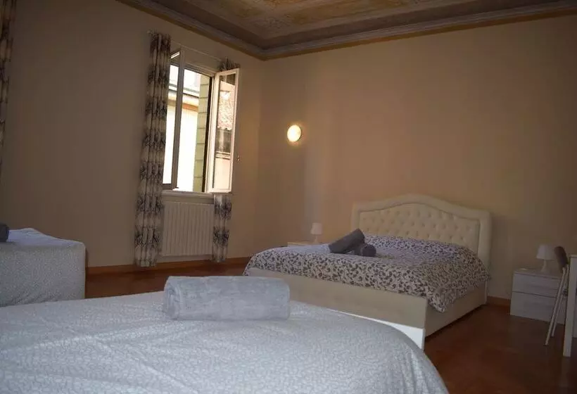 پانسیون Casa Roma Rooms