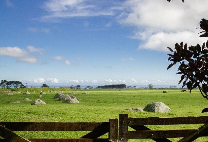 פנסיון Goodin Country Garden