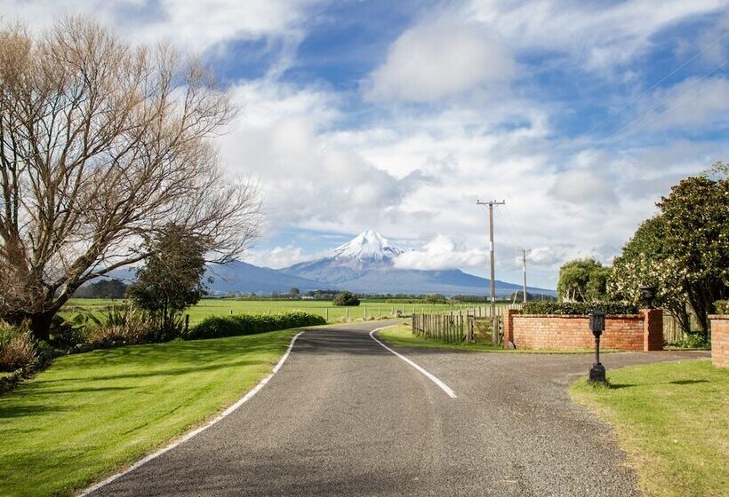 פנסיון Goodin Country Garden