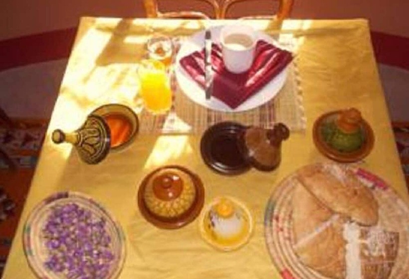 פנסיון Kasbah Azimounde