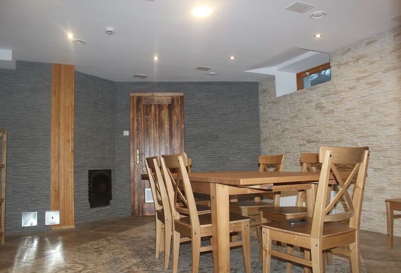 پانسیون Villa Neubad