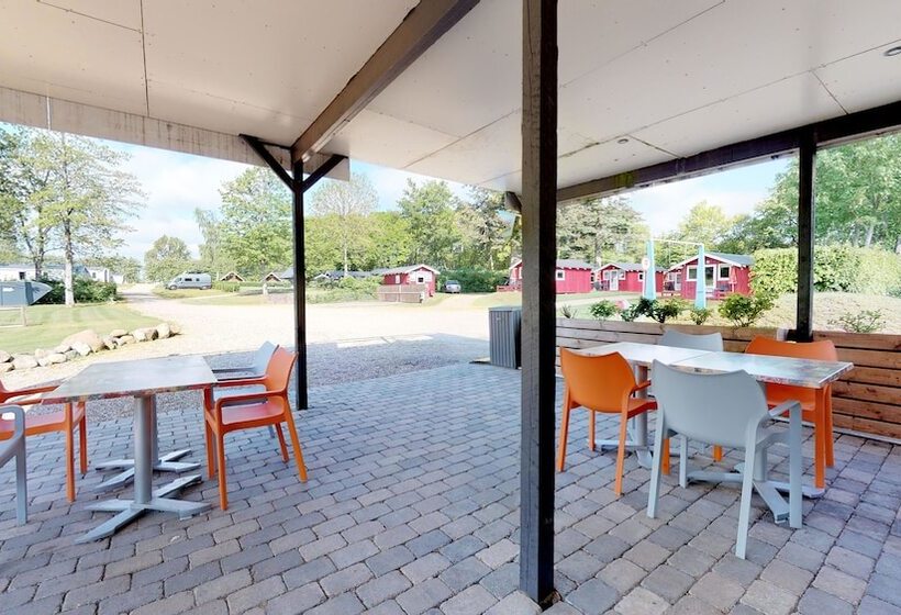 Курорт Jelling Family Camping & Cottages