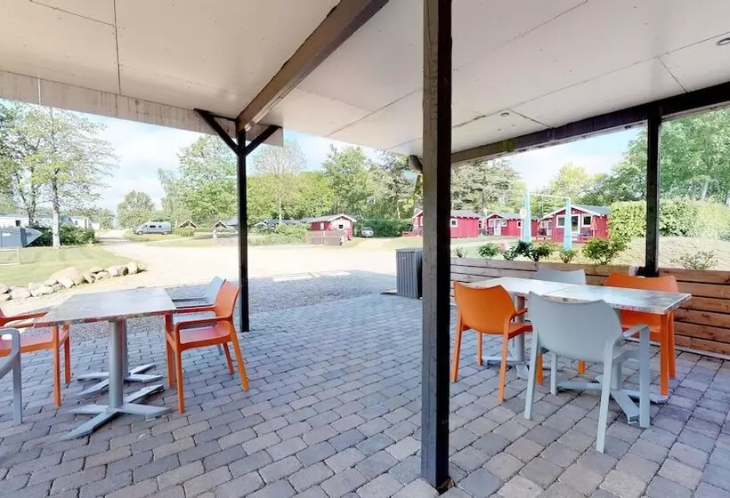 リゾートホテル Jelling Family Camping & Cottages