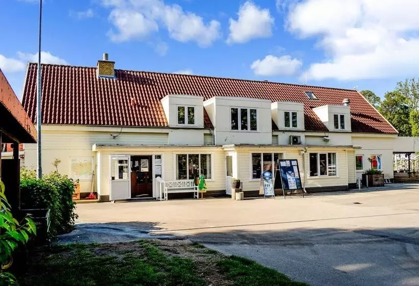 リゾートホテル Jelling Family Camping & Cottages
