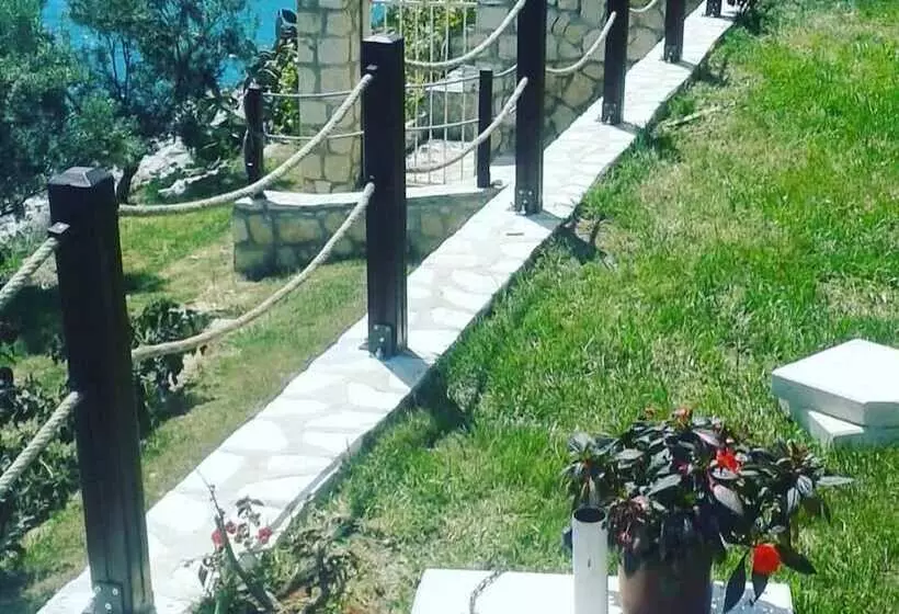 Villa Zeus Otel