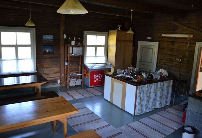 فندق صغير Herajärven Retkeilykeskus   Kiviniemi