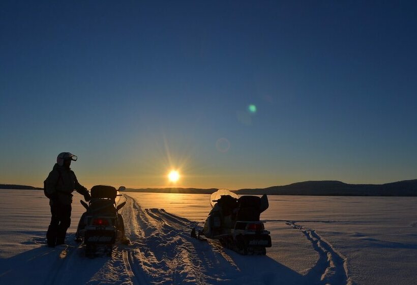 فندق صغير Herajärven Retkeilykeskus   Kiviniemi