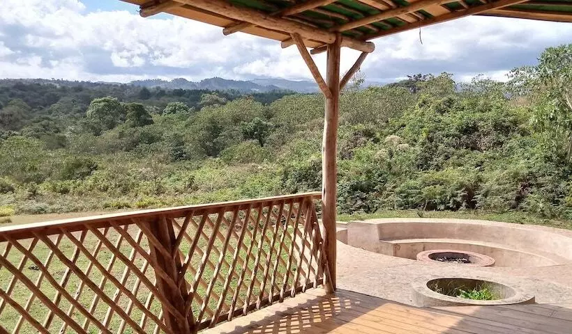 هتل Castle Forest Lodge