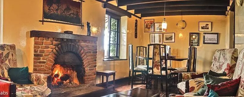 هتل Castle Forest Lodge
